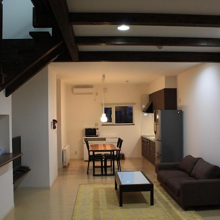 Tsuru Apartments NakaNakafurano Eksteriør billede