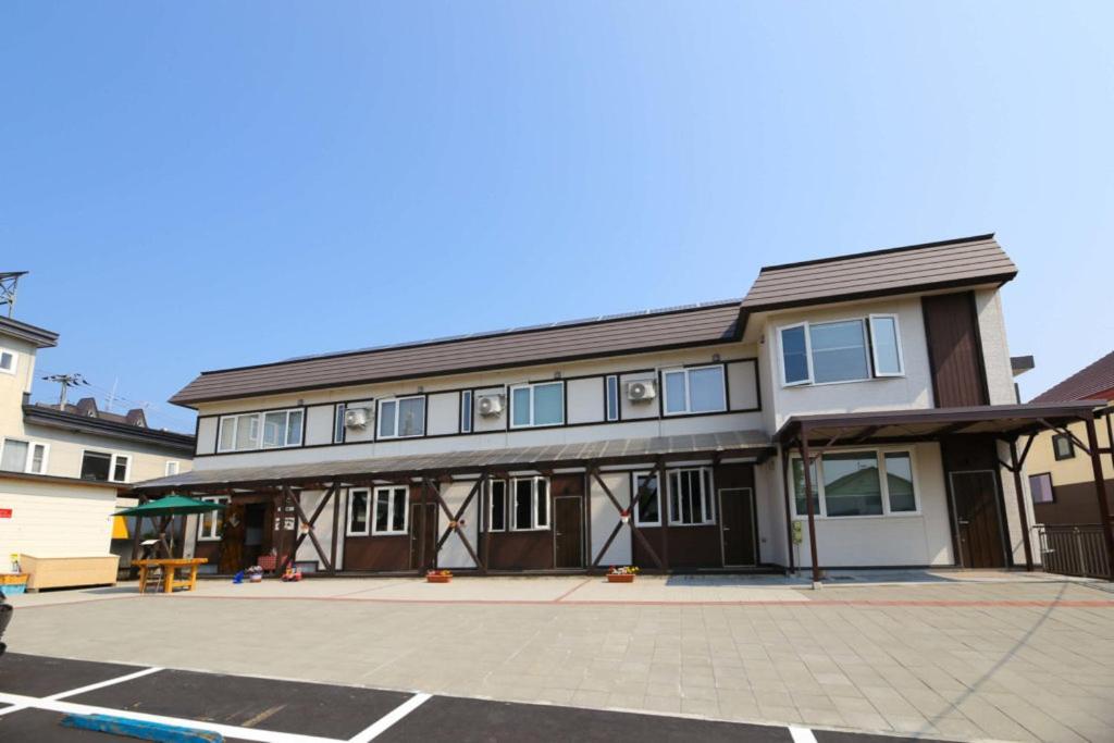 Tsuru Apartments NakaNakafurano Eksteriør billede