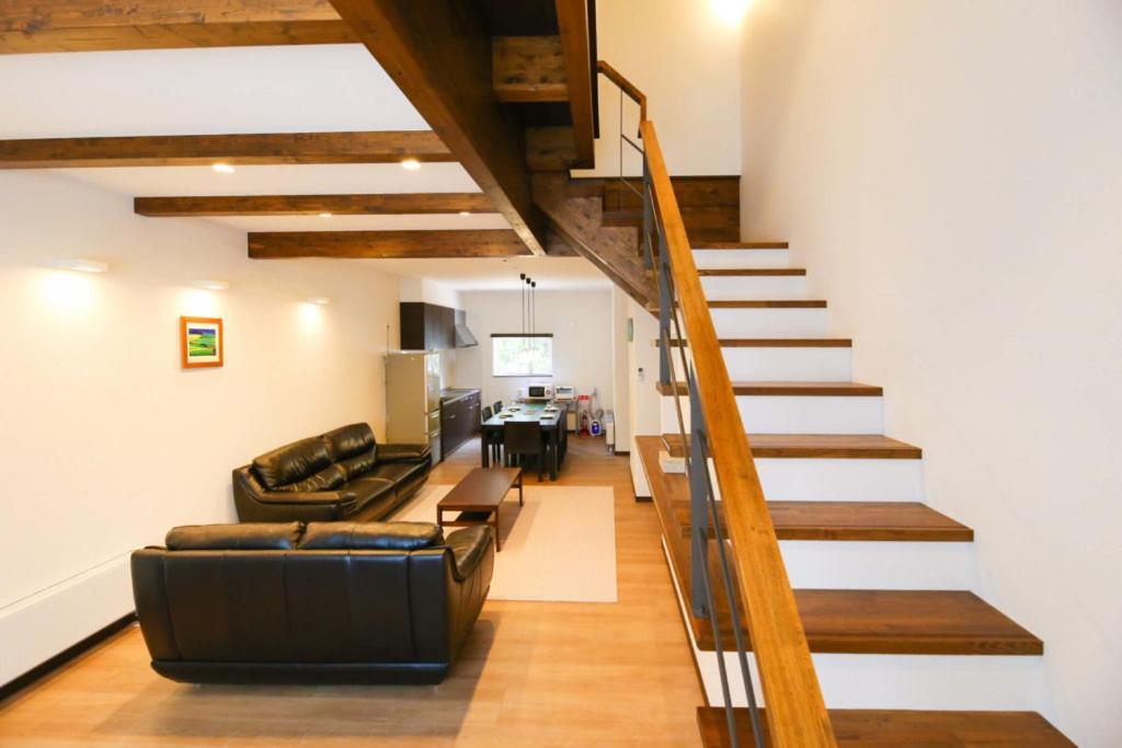 Tsuru Apartments NakaNakafurano Eksteriør billede