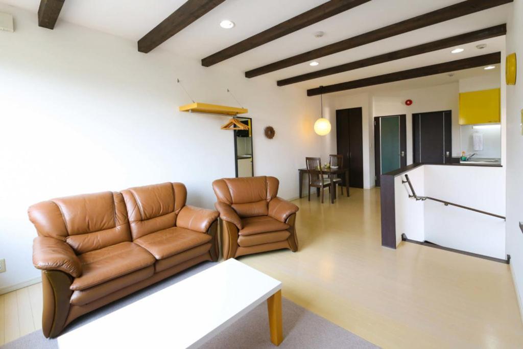Tsuru Apartments NakaNakafurano Eksteriør billede