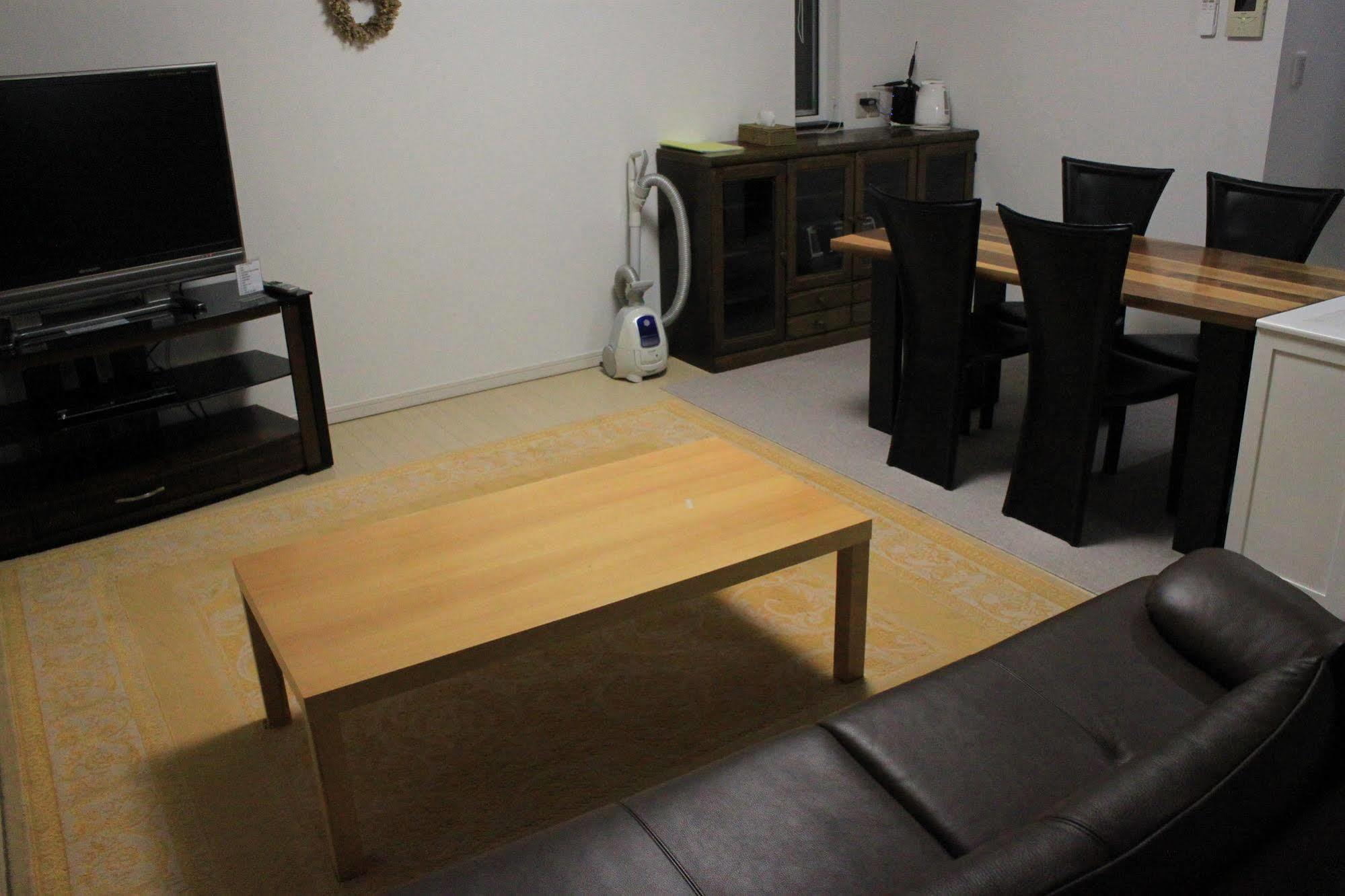 Tsuru Apartments NakaNakafurano Eksteriør billede