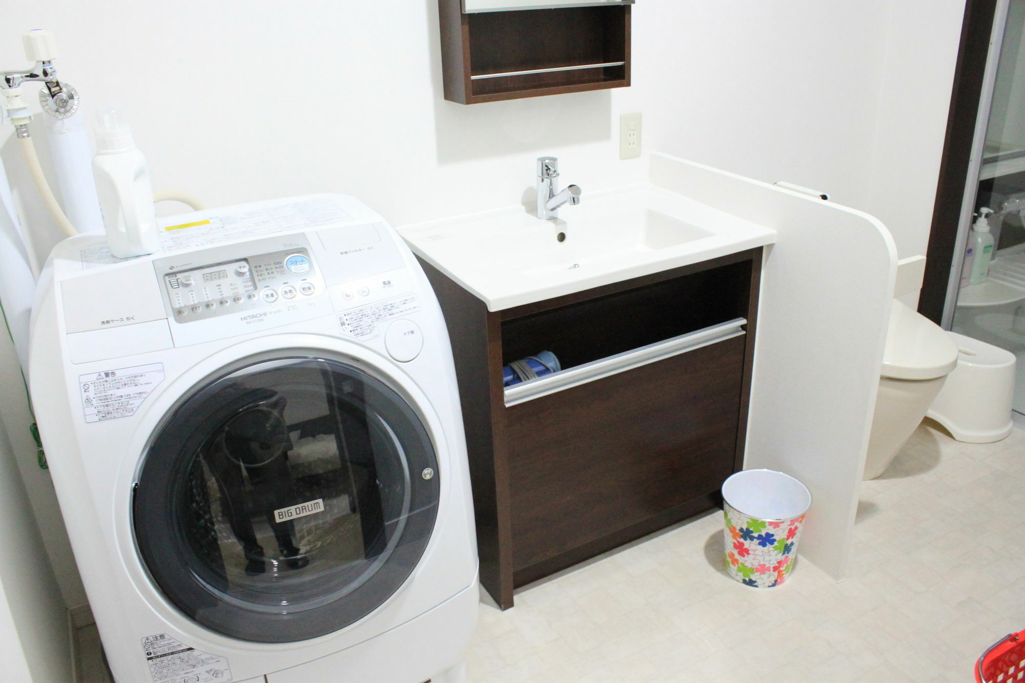 Tsuru Apartments NakaNakafurano Eksteriør billede